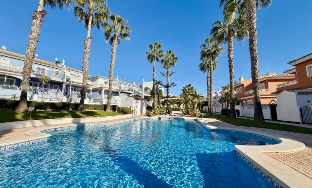 Herverkoop - Semi Detached Villa -
Ciudad Quesada - Doña Pepa