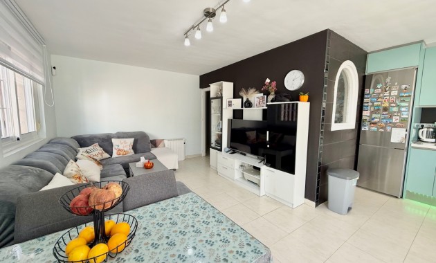 Herverkoop - Semi Detached Villa -
Ciudad Quesada - Doña Pepa