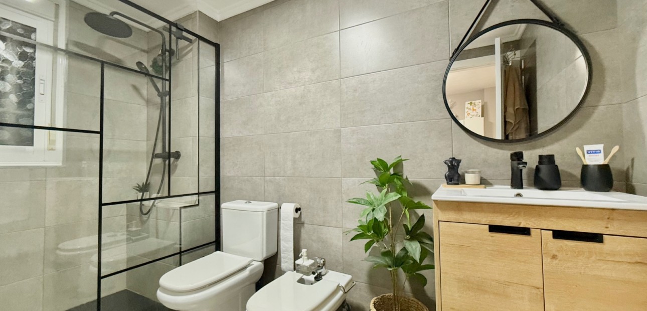 Herverkoop - Semi Detached Villa -
Ciudad Quesada - Doña Pepa