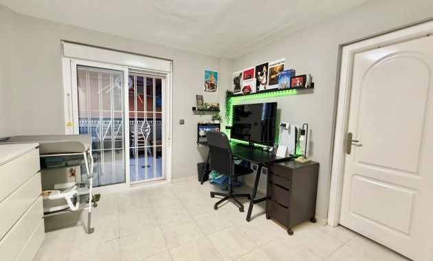 Herverkoop - Semi Detached Villa -
Ciudad Quesada - Doña Pepa