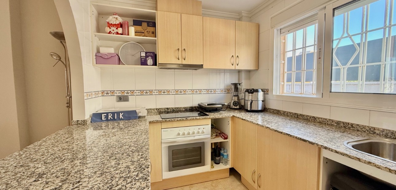 Herverkoop - Semi Detached Villa -
Ciudad Quesada - Doña Pepa