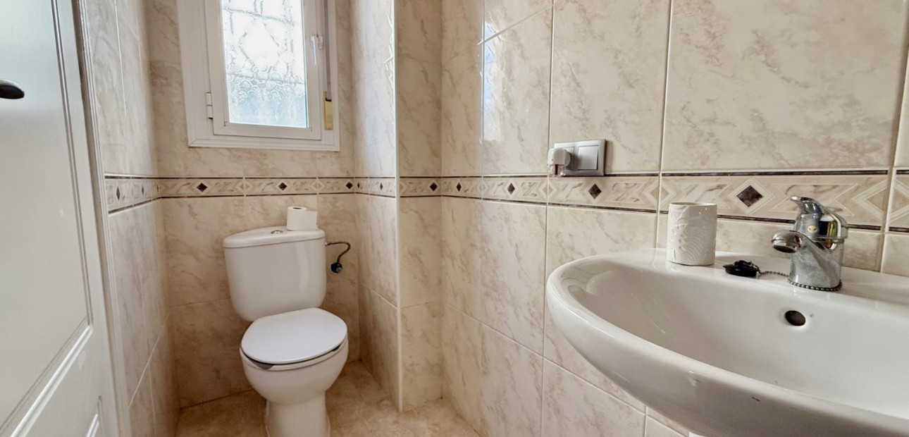 Herverkoop - Semi Detached Villa -
Ciudad Quesada - Doña Pepa