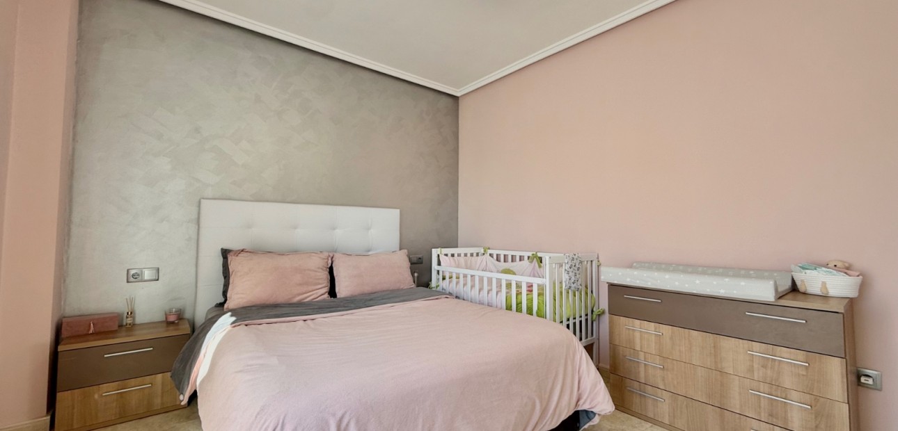 Herverkoop - Semi Detached Villa -
Ciudad Quesada - Doña Pepa