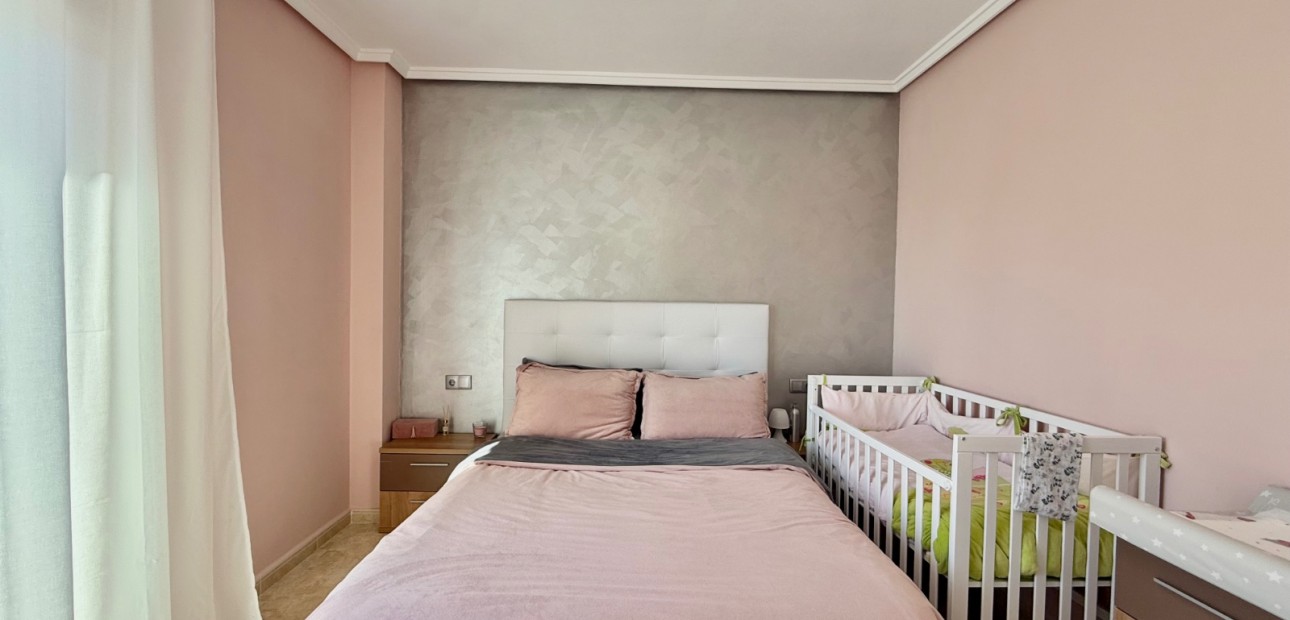 Herverkoop - Semi Detached Villa -
Ciudad Quesada - Doña Pepa