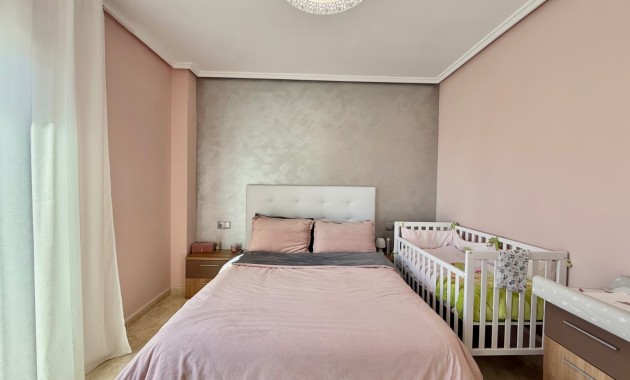 Herverkoop - Semi Detached Villa -
Ciudad Quesada - Doña Pepa