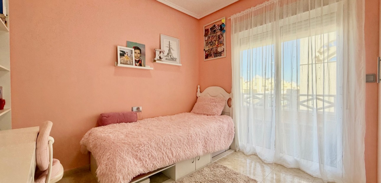 Herverkoop - Semi Detached Villa -
Ciudad Quesada - Doña Pepa