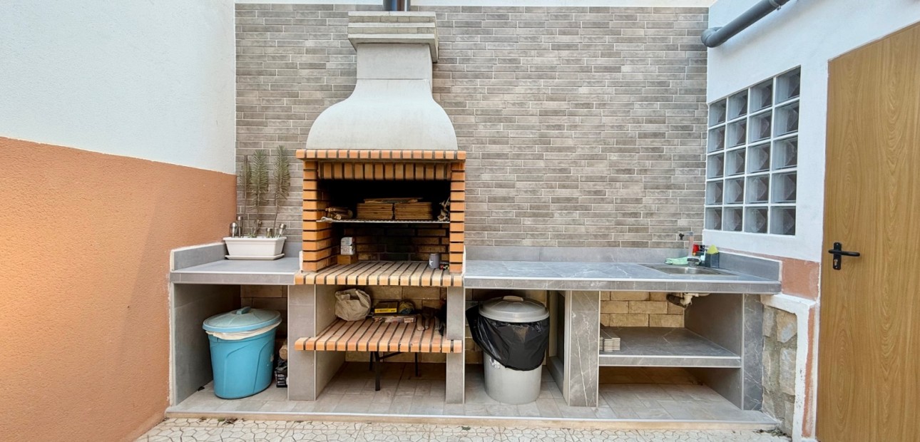 Herverkoop - Semi Detached Villa -
Ciudad Quesada - Doña Pepa