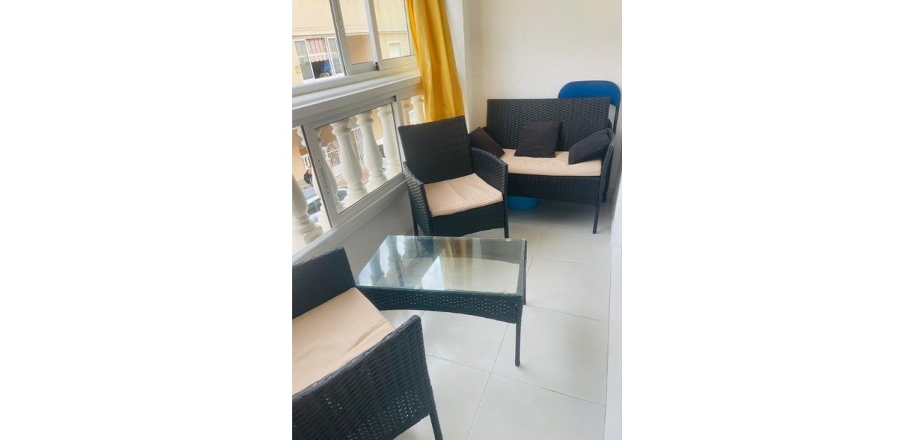 Sale - Apartment / flat -
Torrevieja - Playa del cura