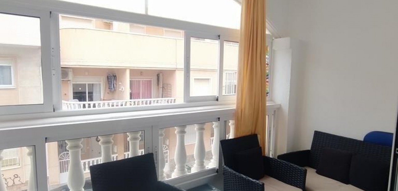 Sale - Apartment / flat -
Torrevieja - Playa del cura