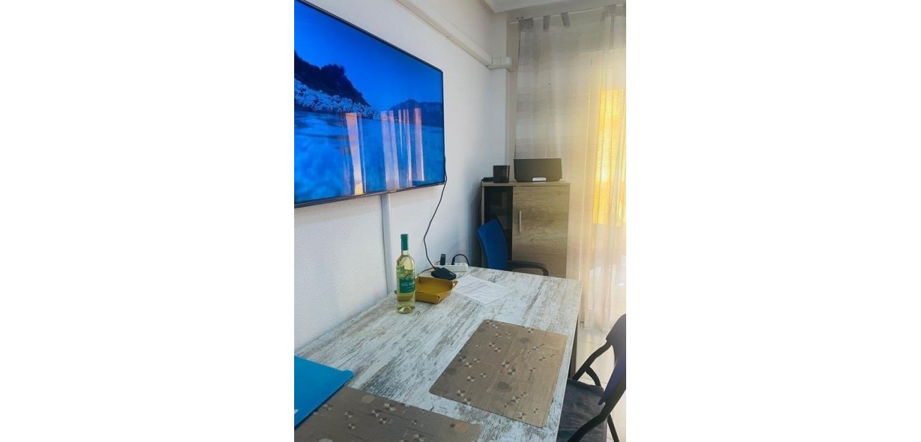Sale - Apartment / flat -
Torrevieja - Playa del cura