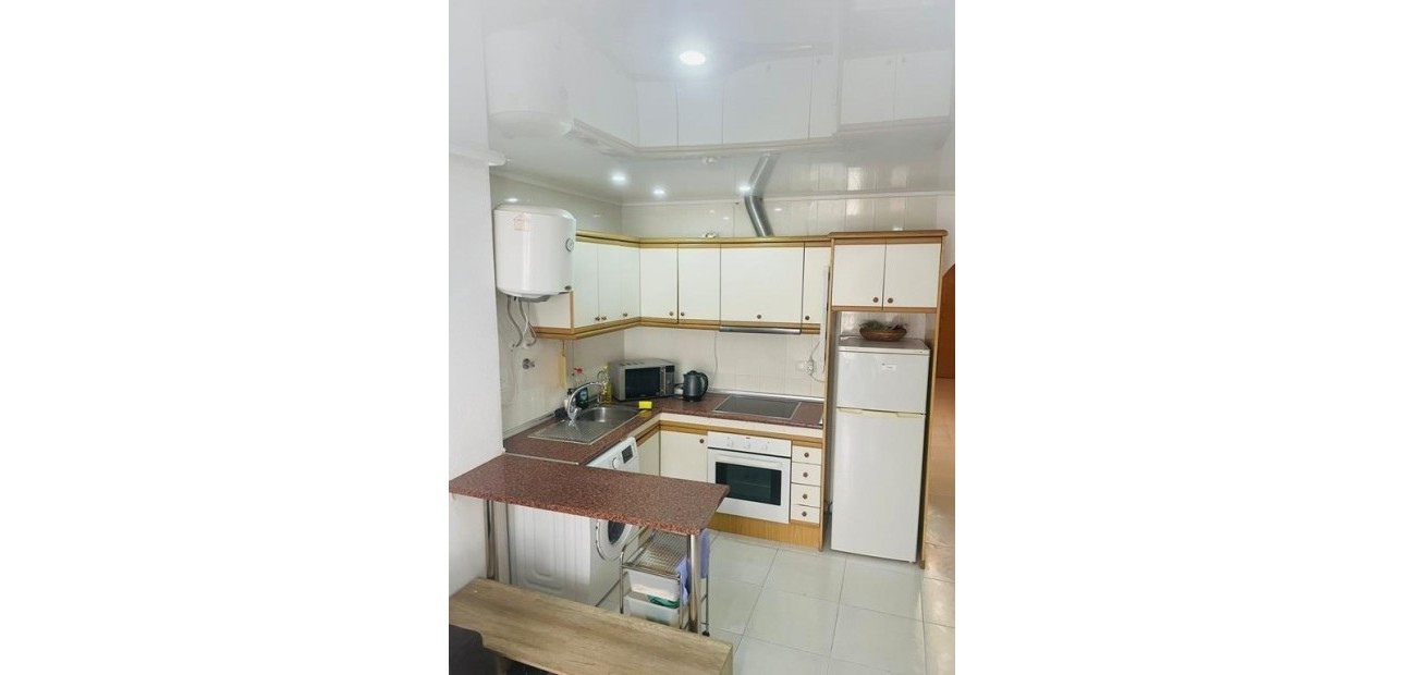 Sale - Apartment / flat -
Torrevieja - Playa del cura
