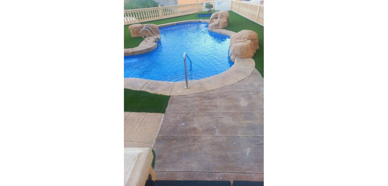 Sale - Bungalow -
San Miguel de Salinas - Pueblo 9