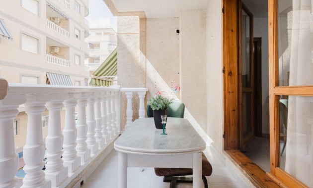 Sale - Apartment / flat -
Torrevieja - Acequion