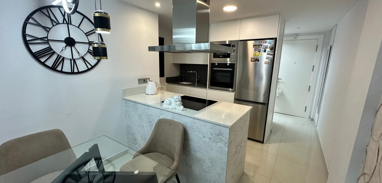 Sale - Apartment / flat -
Torrevieja - Calas Blancas