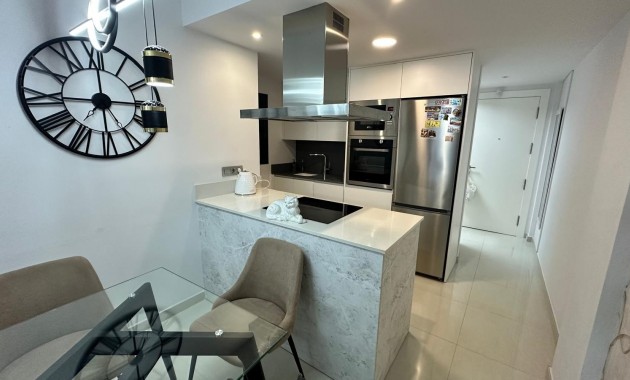 Sale - Apartment / flat -
Torrevieja - Calas Blancas