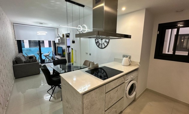 Sale - Apartment / flat -
Torrevieja - Calas Blancas