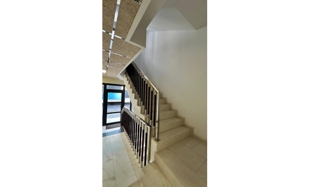 Sale - Apartment / flat -
Torrevieja - Calas Blancas