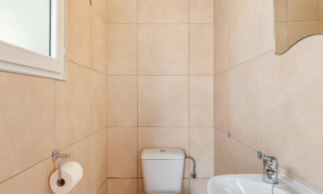 Venta - Finca / Country Property -
Catral