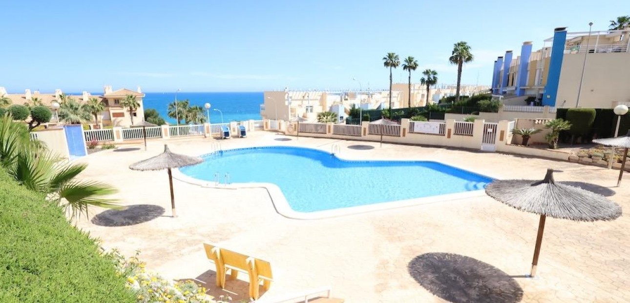 Herverkoop - Appartement / flat -
Orihuela Costa - Campoamor