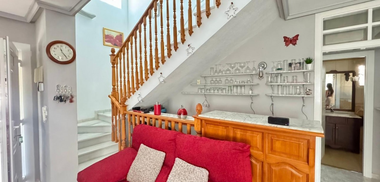 Venta - Villa -
Torrevieja - Los altos