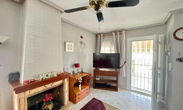 Venta - Villa -
Torrevieja - Los altos