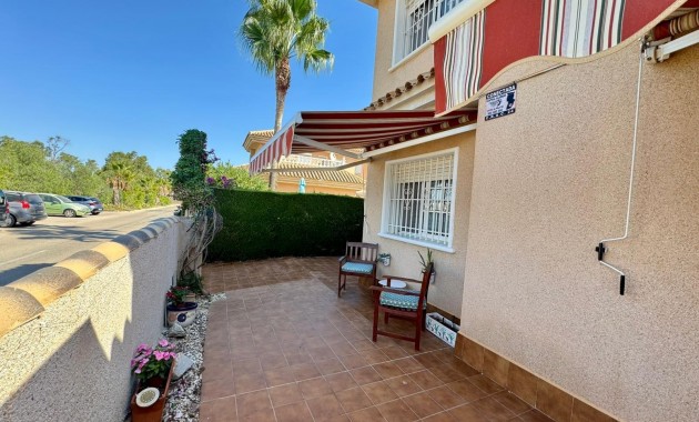 Venta - Villa -
Torrevieja - Los altos