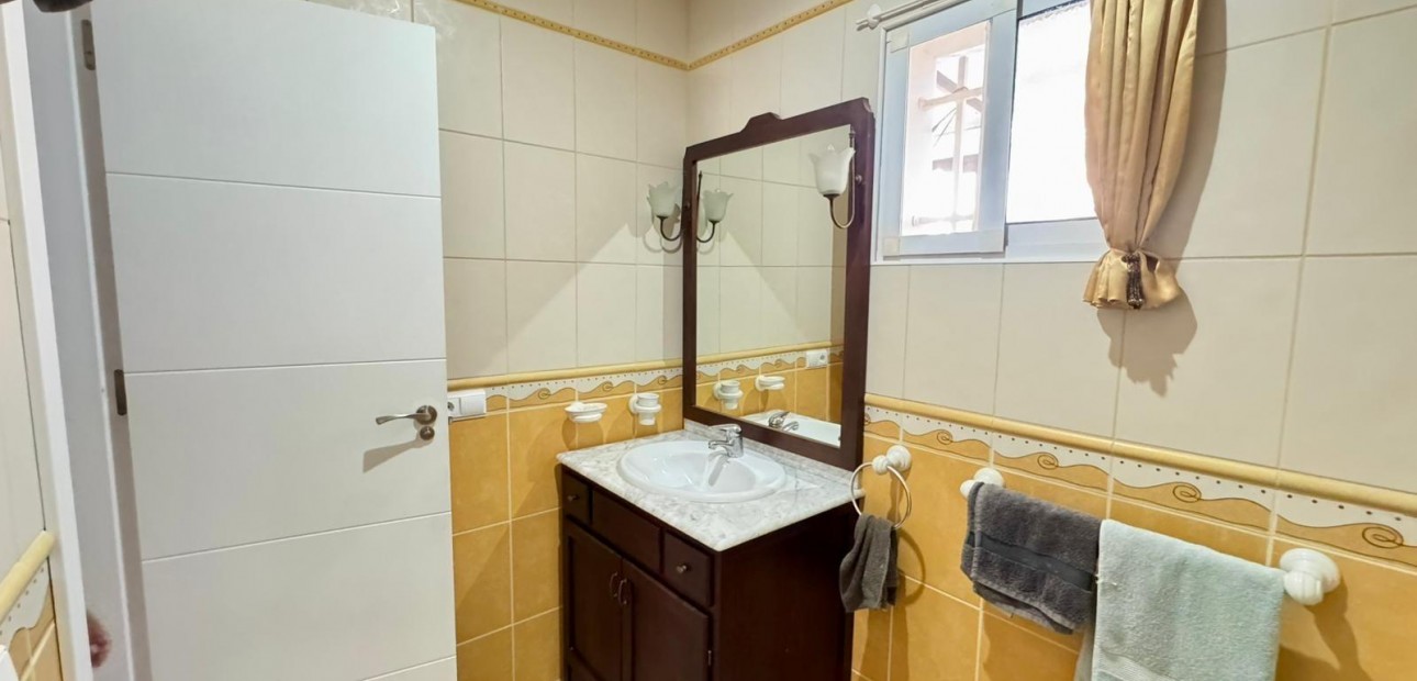 Venta - Villa -
Torrevieja - Los altos