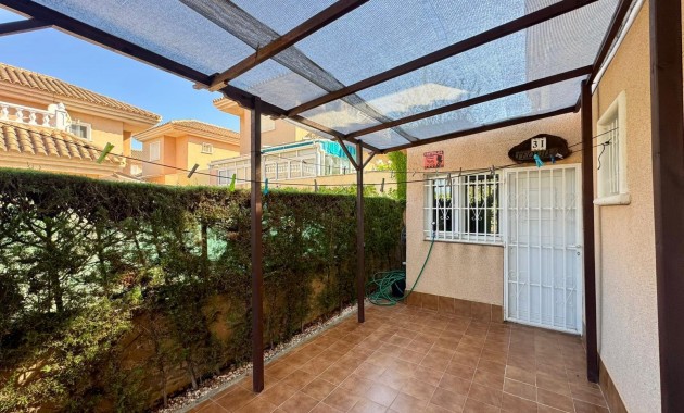 Venta - Villa -
Torrevieja - Los altos