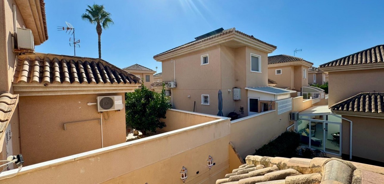 Venta - Villa -
Torrevieja - Los altos