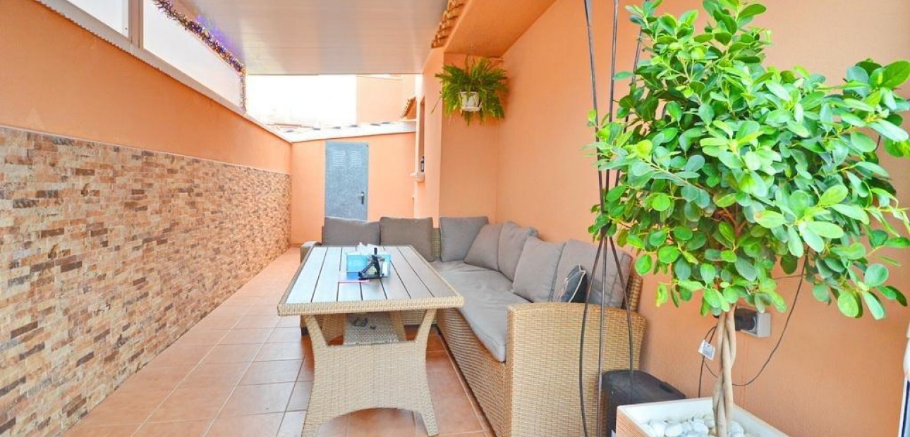 Venta - Apartamento / piso -
Torrevieja - Zona los Frutales