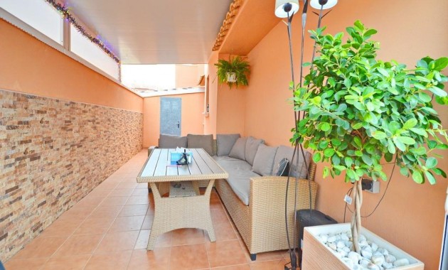 Venta - Apartamento / piso -
Torrevieja - Zona los Frutales