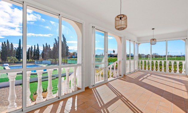 Sale - Country Property -
Dolores