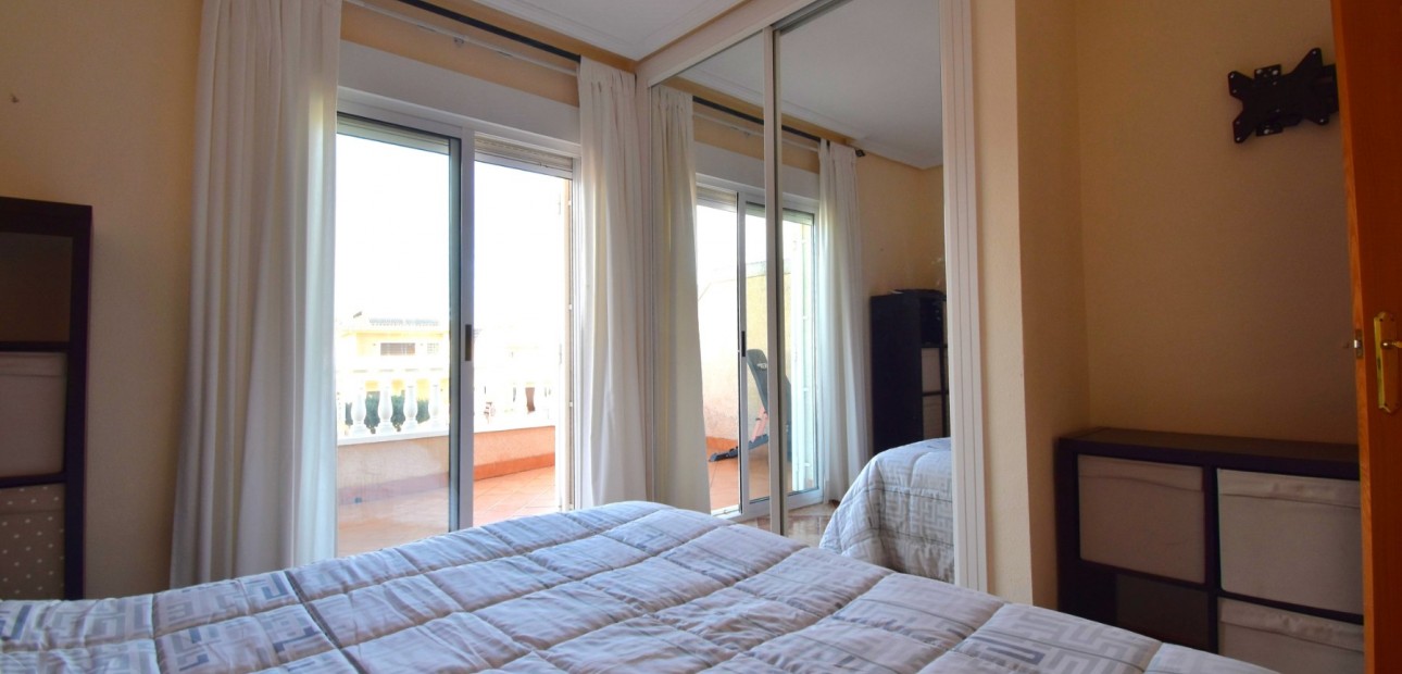 Herverkoop - Herenhuis -
Orihuela Costa - Los Balcones