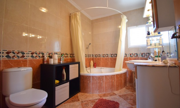 Herverkoop - Herenhuis -
Orihuela Costa - Los Balcones