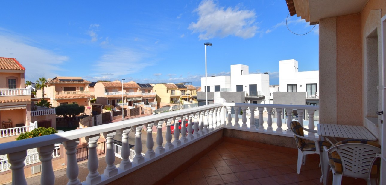 Herverkoop - Herenhuis -
Orihuela Costa - Los Balcones
