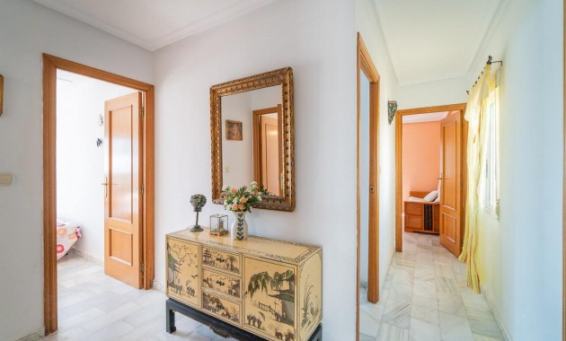 Herverkoop - Villa -
Torrevieja - La Mata