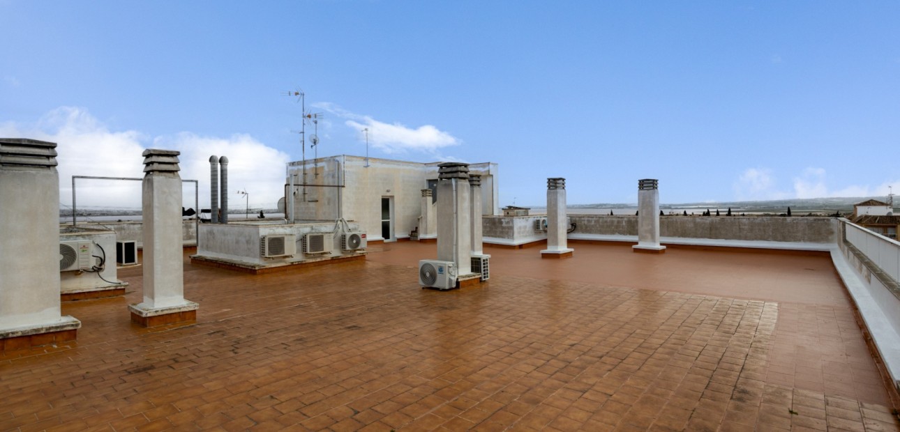 Venta - Apartment flat -
Los Montesinos