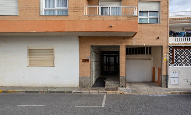 Venta - Apartment flat -
Los Montesinos