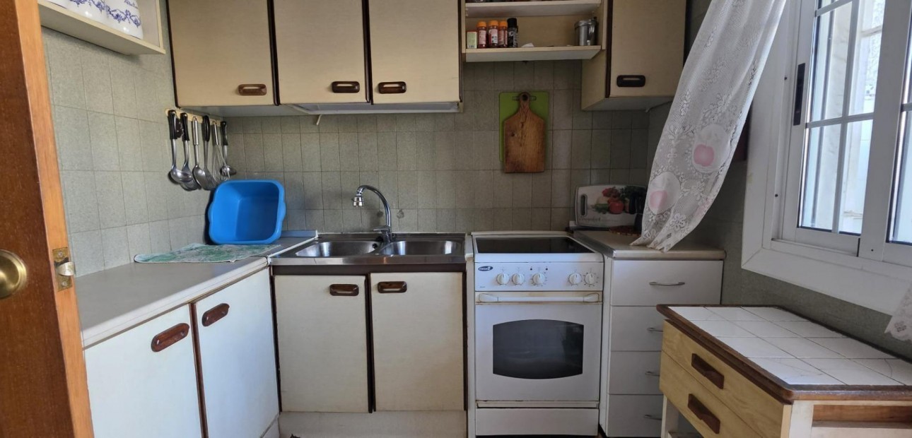 Herverkoop - Terraced house -
Torrevieja - Centro