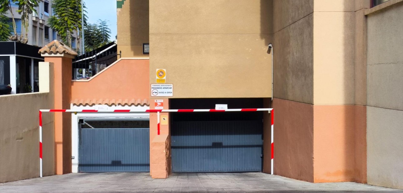 Venta - Garaje -
Torrevieja - torrevieja