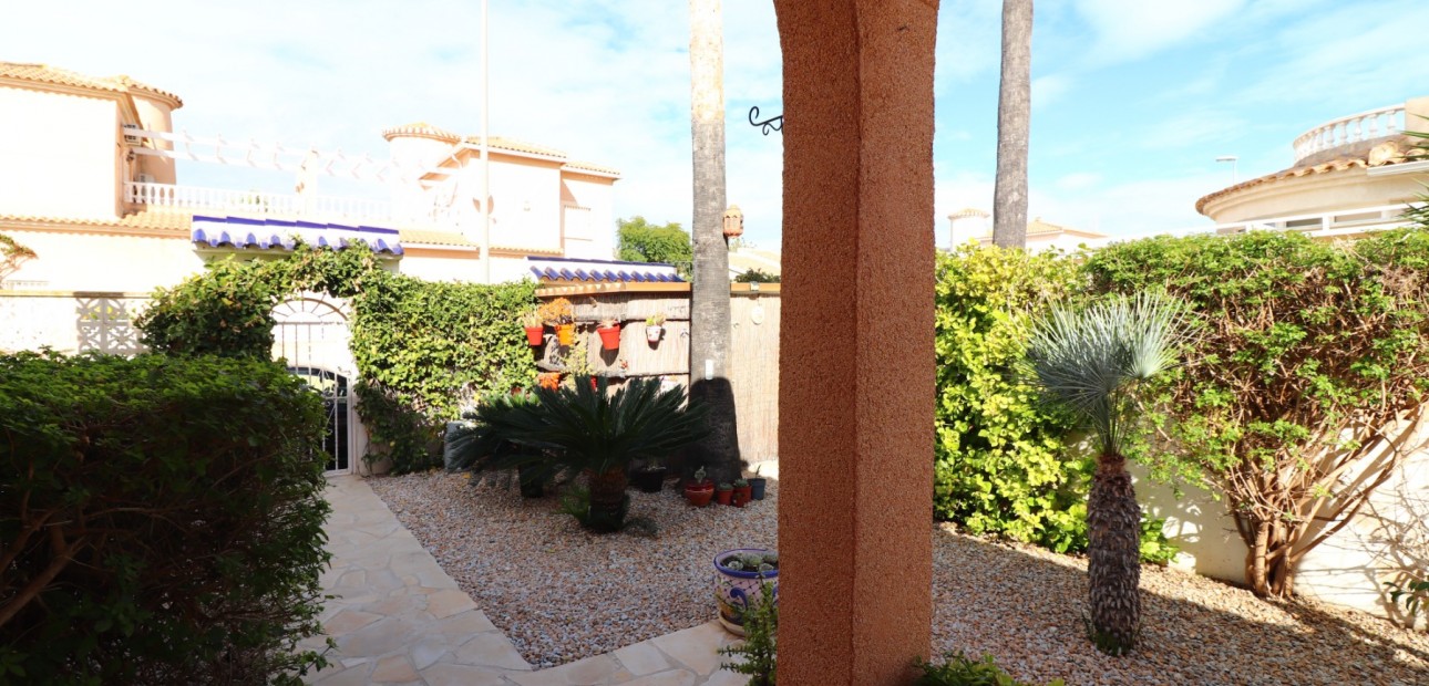 Venta - Detached Villa -
Ciudad Quesada - Atalayas