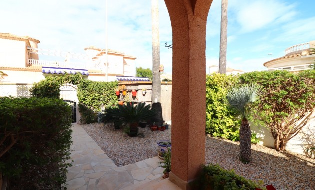 Venta - Detached Villa -
Ciudad Quesada - Atalayas