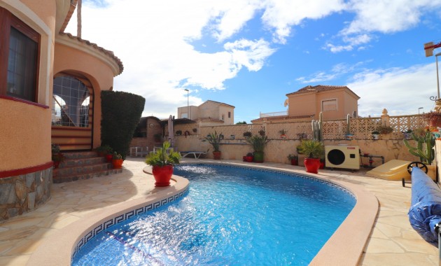 Venta - Detached Villa -
Ciudad Quesada - Atalayas