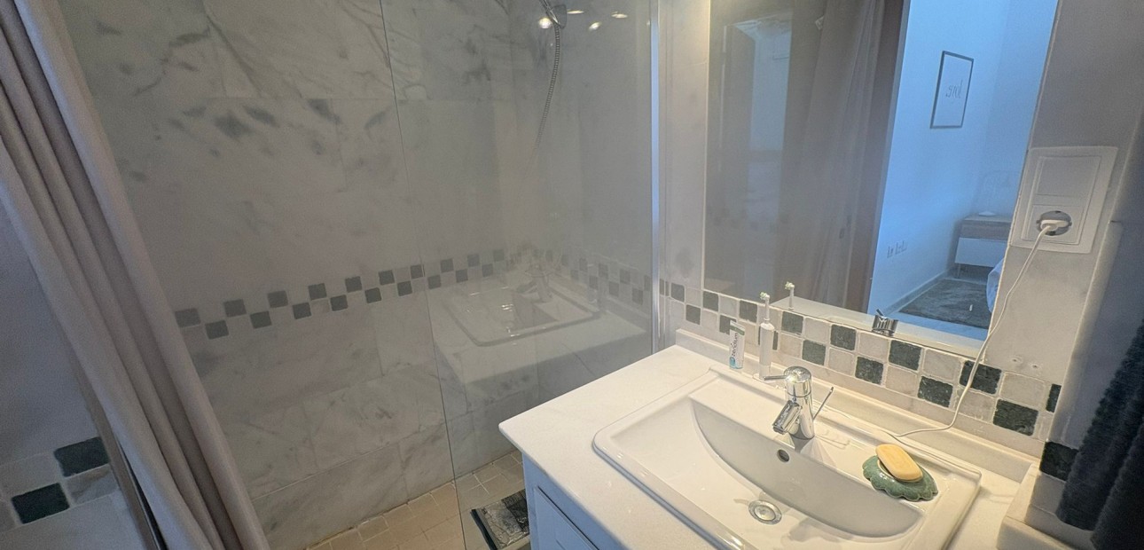 Sale - Apartment / flat -
Algorfa - La Finca Golf Resort