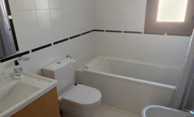 Sale - Apartment / flat -
Algorfa - La Finca Golf Resort