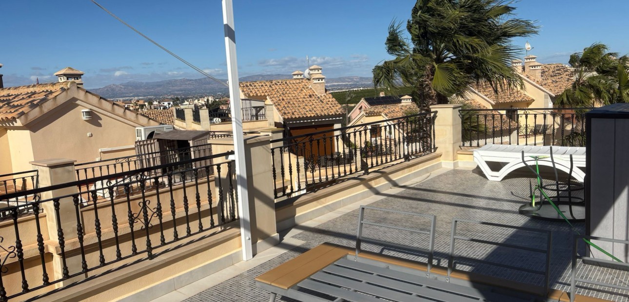 Sale - Apartment / flat -
Algorfa - La Finca Golf Resort