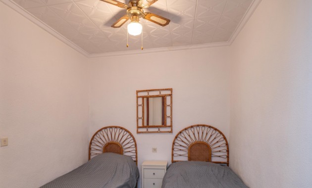 Herverkoop - Herenhuis -
Torrevieja - El Chaparal