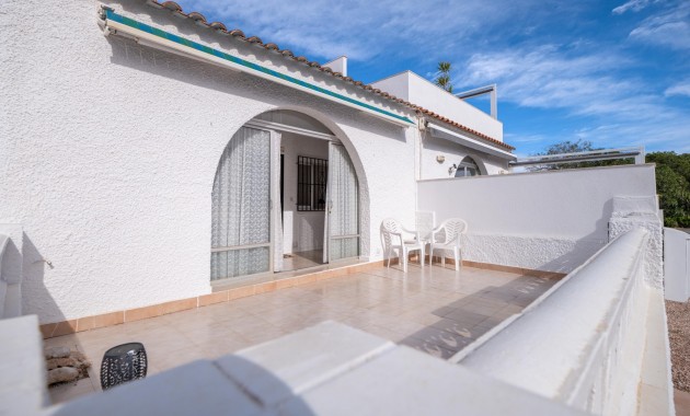 Herverkoop - Herenhuis -
Torrevieja - El Chaparal