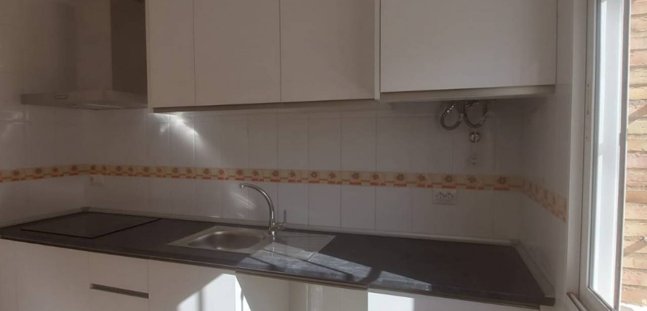 Venta - Villa -
Ciudad Quesada - Lo Marabu