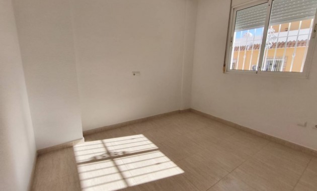 Venta - Villa -
Ciudad Quesada - Lo Marabu